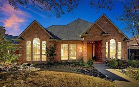14717 Le Grande Drive Addison, TX 75001