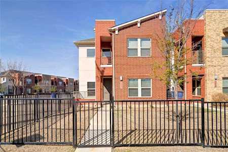 1511 Compton Street Dallas, TX 75203
