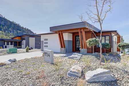 9734 Centrestone Crescent Lake Country, BC V4V0A5