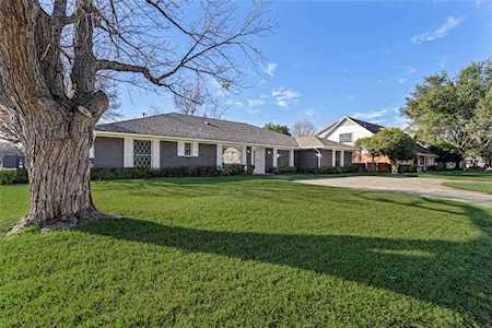 6350 Glennox Lane Dallas, TX 75214