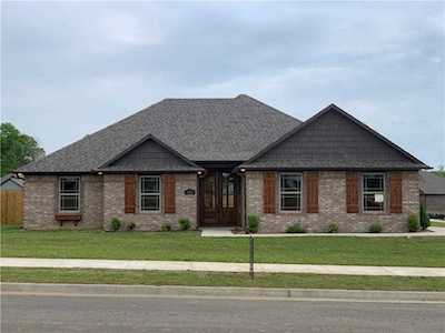 1006 Snow Goose Way Barling, AR 72923