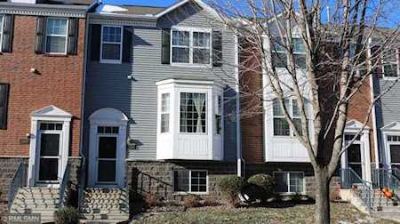 15867 Freedom Lane Apple Valley, MN 55124