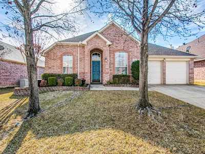 2008 Fair Oaks Circle Corinth, TX 76210