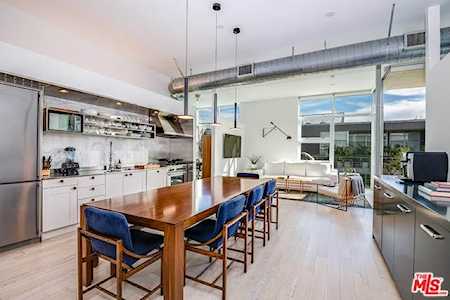 4080 Glencoe Avenue #410 Marina Del Rey, CA 90292