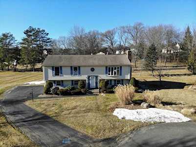 120 Larivee Lane West Springfield, MA 01089