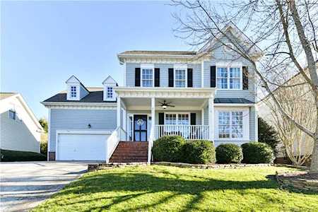 811 Stargard Ct Charlotte, NC 28270