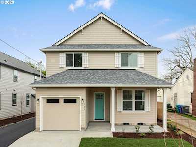 123 SE 55th Ave #A Portland, OR 97215