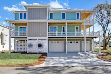 1319 Mackerel Lane Carolina Beach, NC 28428