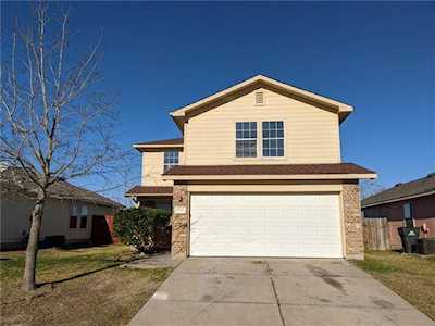 12000 Plains Valley Del Valle, TX 78617