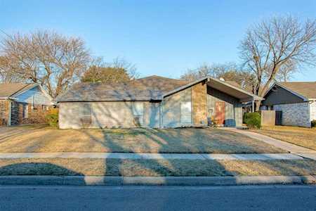 11429 Glen Cross Drive Dallas, TX 75228