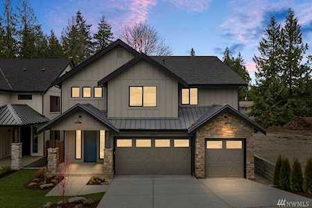 25924 215th Place SE Maple Valley, WA 98038