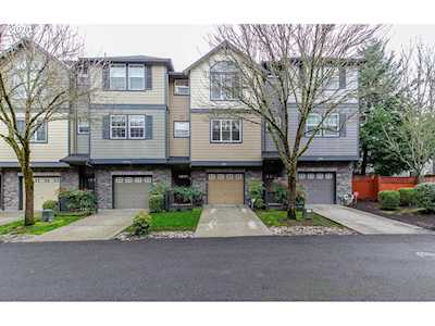 15335 SW Fossil Ln Beaverton, OR 97007
