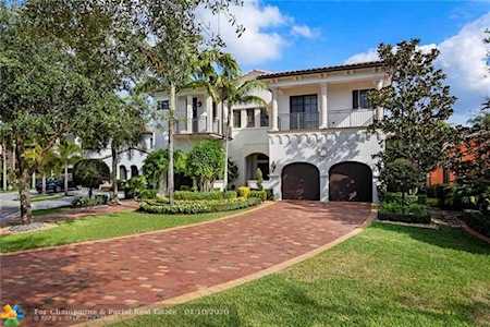 9341 Eden Mnr Parkland, FL 33076