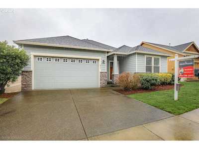 632 N U St Washougal, WA 98671