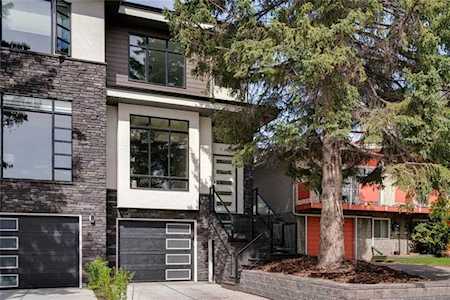 4209 17 Street SW Calgary, AB T2T 4P7