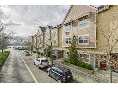 780 SE Fairwinds Loop Vancouver, WA 98661