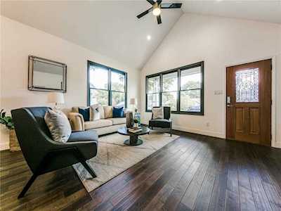2727 Burlington Boulevard Dallas, TX 75211
