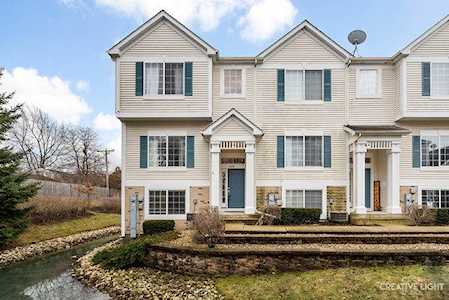 140 Enclave Circle #E Bolingbrook, IL 60440