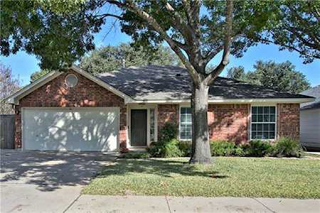 2500 Armstrong Dr Leander, TX 78641