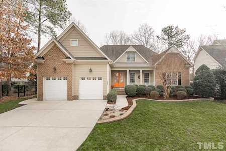 1005 Lyndhurst Falls Lane Knightdale, NC 27545
