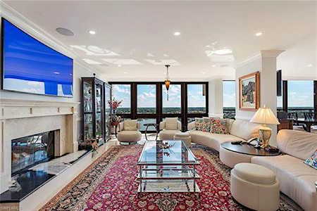 4031 N Gulf Shore Blvd #PH-1E Naples, FL 34103