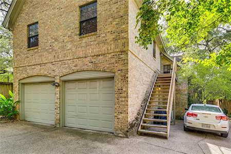 610 Upson St Austin, TX 78703