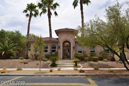 9273 Tournament Canyon Dr Las Vegas, NV 89144