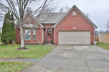 6919 Caitlynn Way Louisville, KY 40229