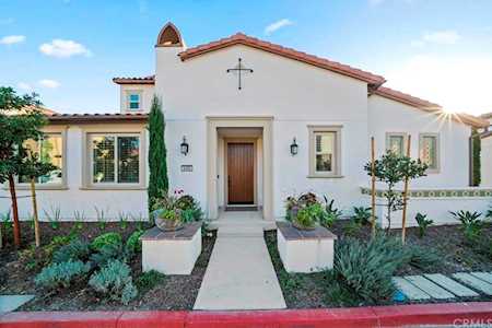 4692 Flora Park Way Cypress, CA 90720