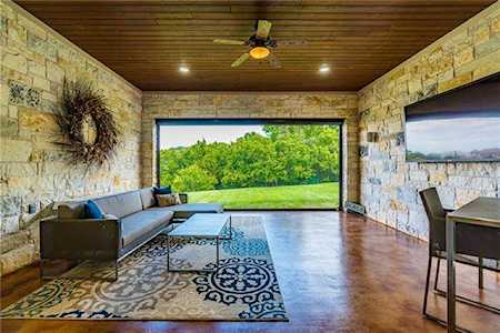 406 Rocky Coast Dr Lakeway, TX 78738