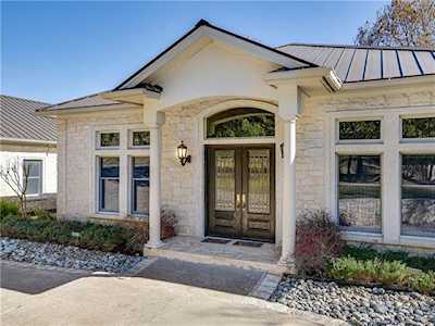 201 Las Lomas Dr West Lake Hills, TX 78746