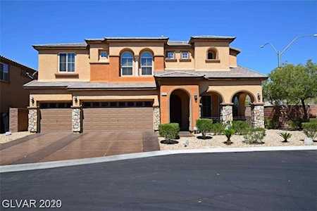 9701 Amador Valley Ct Las Vegas, NV 89178