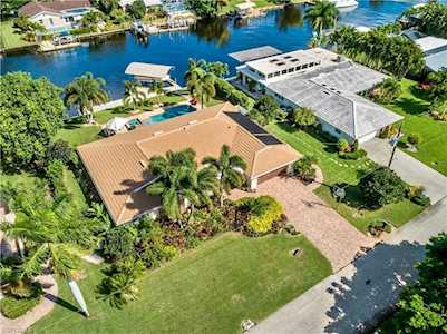 977 N Waterway Dr Fort Myers, FL 33919