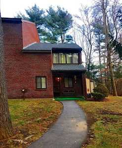 40 Highwood Dr #40 Franklin, MA 02038