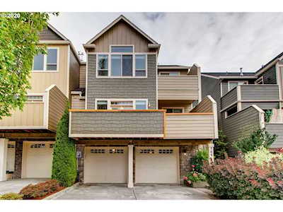 785 W U St Washougal, WA 98671