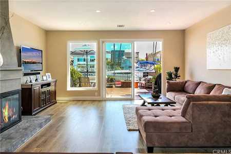 16086 Bonaire Circle Huntington Beach, CA 92649