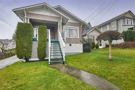 310 Nootka Street New Westminster, BC V3L 4X4