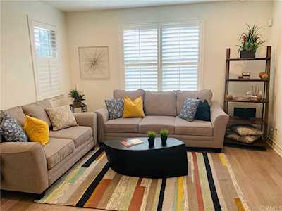 87 Cienega Irvine, CA 92618