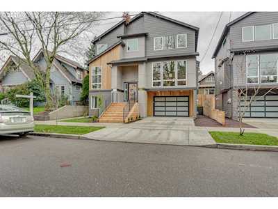 2664 SE 33rd Pl Portland, OR 97202