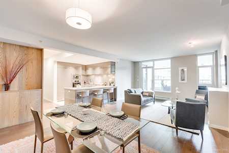 6063 Iona Drive #TH18 Vancouver, BC V6T 0B1