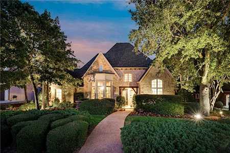 1000 Wagner Way Lantana, TX 76226