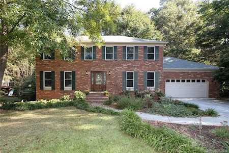 2601 Carriage Crossing Dr Matthews, NC 28105