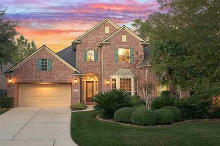 2 Bantam Woods The Woodlands, TX 77382
