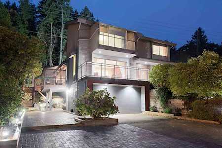 4625 Port View Place West Vancouver, BC V7S 3A4
