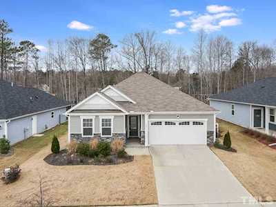 427 Summer Ranch Drive Fuquay Varina, NC 27526