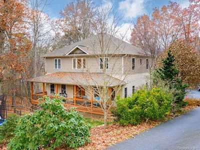 412 Golden Rod Ln Candler, NC 28715