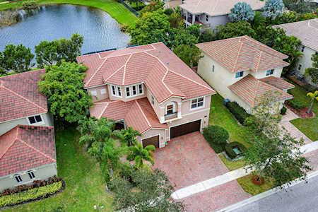 8902 Cobblestone Point Circle Boynton Beach, FL 33472