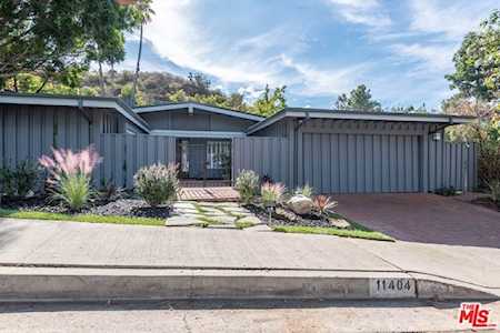 11404 Dona Dorotea Drive Studio City, CA 91604