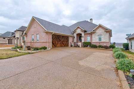4104 Bluff View Drive Granbury, TX 76048