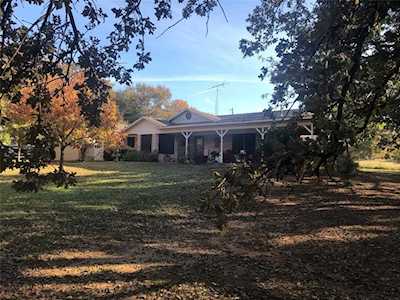 734 Pearce Street Collinsville, TX 76233